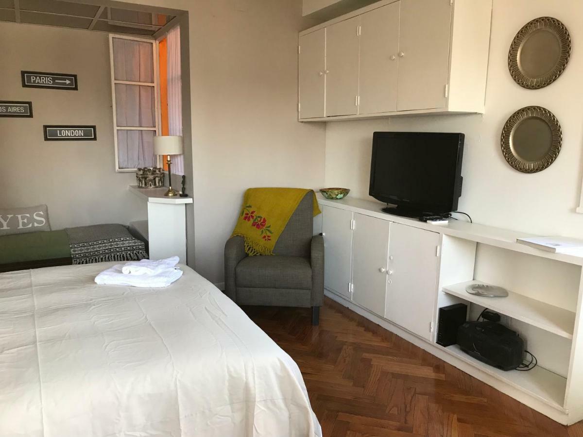 Dpto. Av. Corrientes Al 700-centro Ciudad Autónoma de Buenos Aires